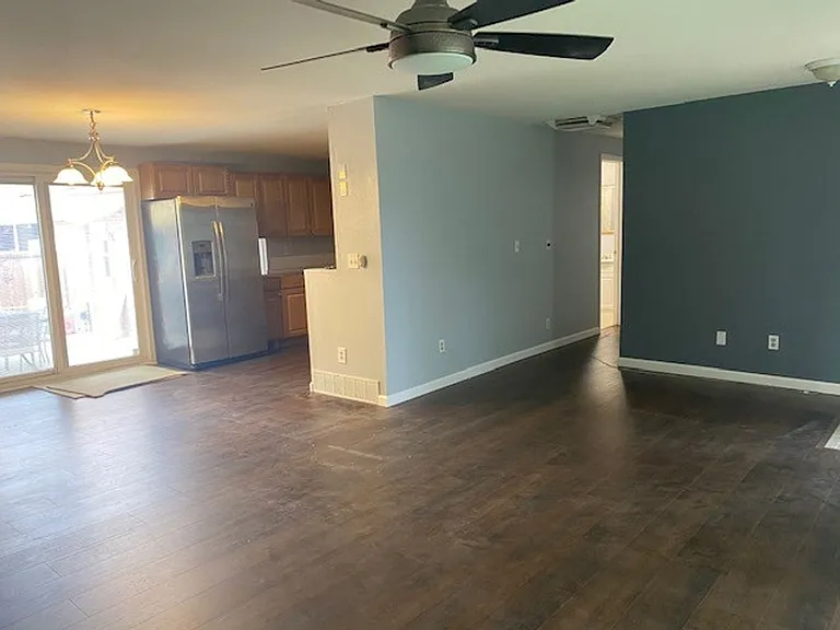 405 Pace St — Photo 11