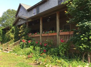 24 Cournoyer Rd, West Tisbury, MA 02575