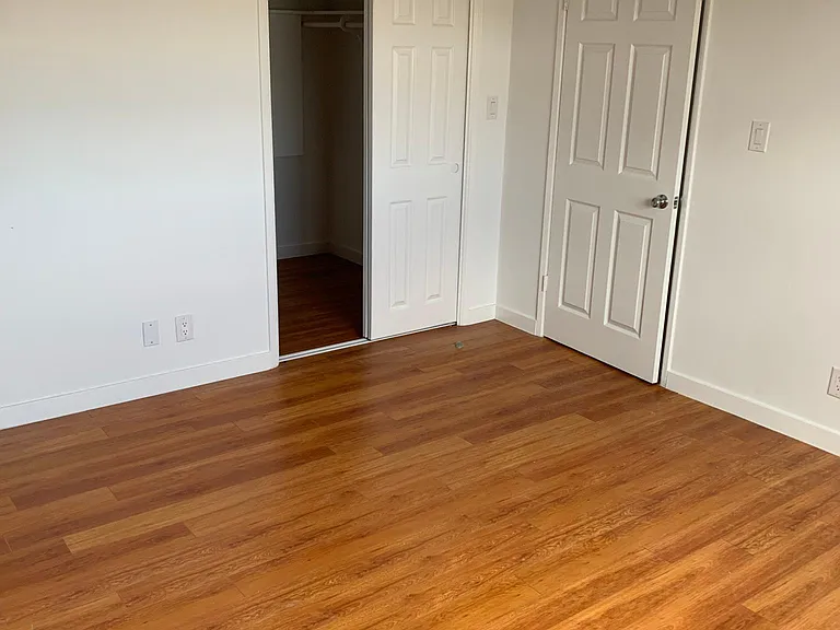 1045 S Sherbourne Dr #304 — Photo 9