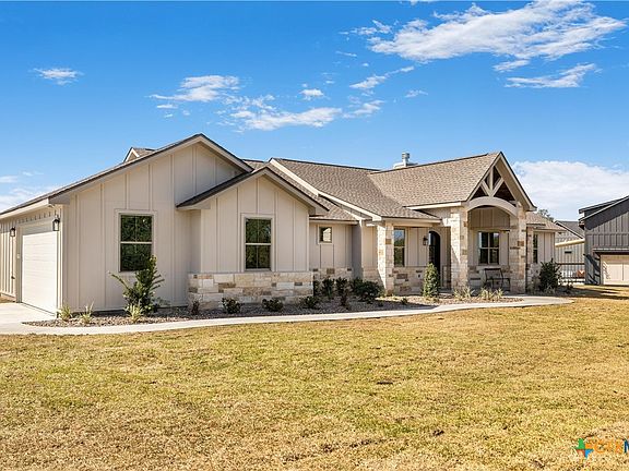 3rd image of 112 Ridgehaven Trl