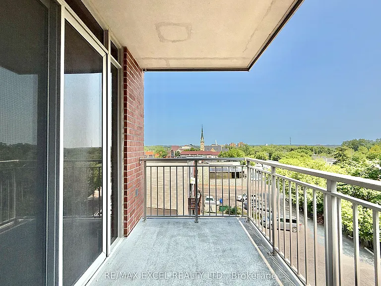 10101 N Yonge St #408 — Photo 40