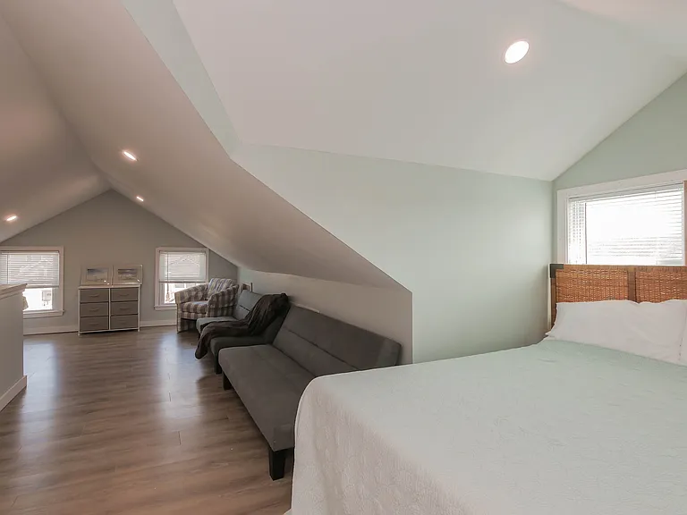 229 N Derby Ave #2 — Photo 46