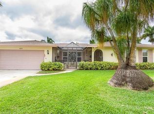 4826 Tahiti Ln, Naples, FL 34112