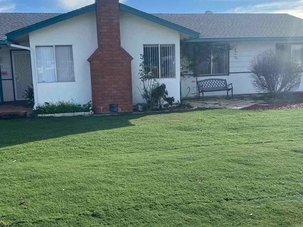 13123 Lakeshore Dr, Lakeside, CA 92040