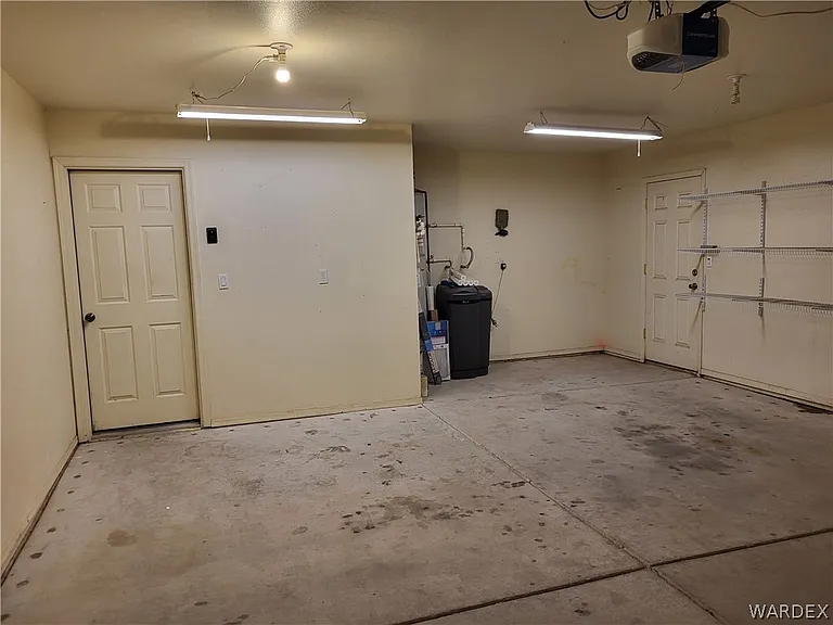 9842 S Phoenix Dr — Photo 14
