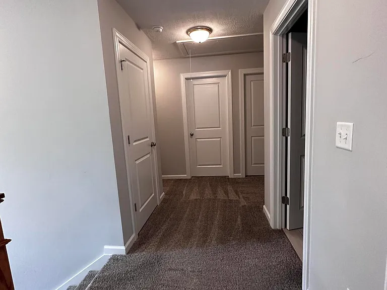 182 Caroleton Dr — Photo 20