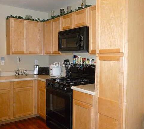 4th image of 9104 McGinnis Ave