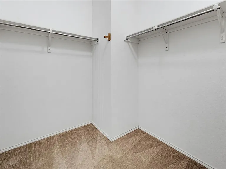 4105 Capstone Dr — Photo 22