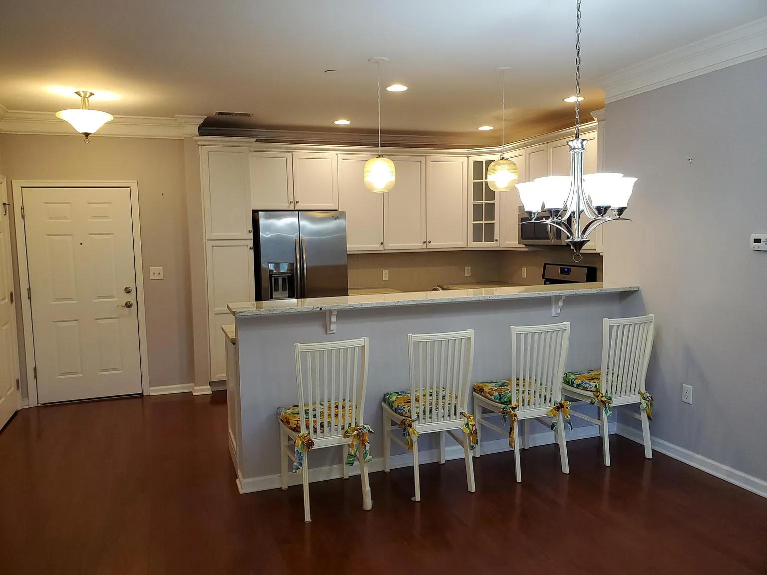 213 Center Meadow Ln — Photo 3