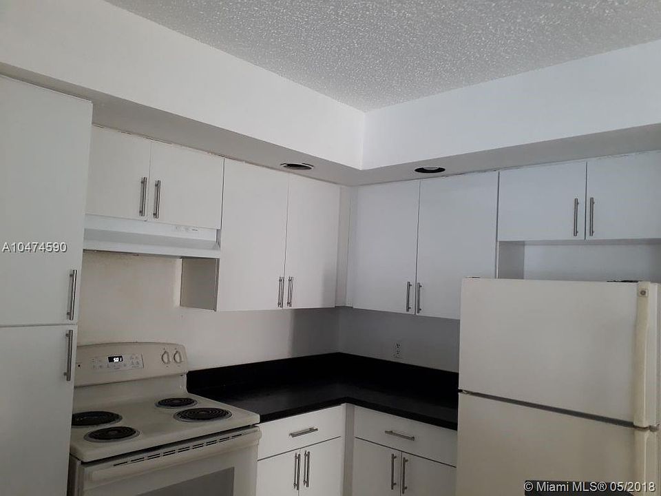 1st image of 3360 Pinewalk Dr N APT 1318