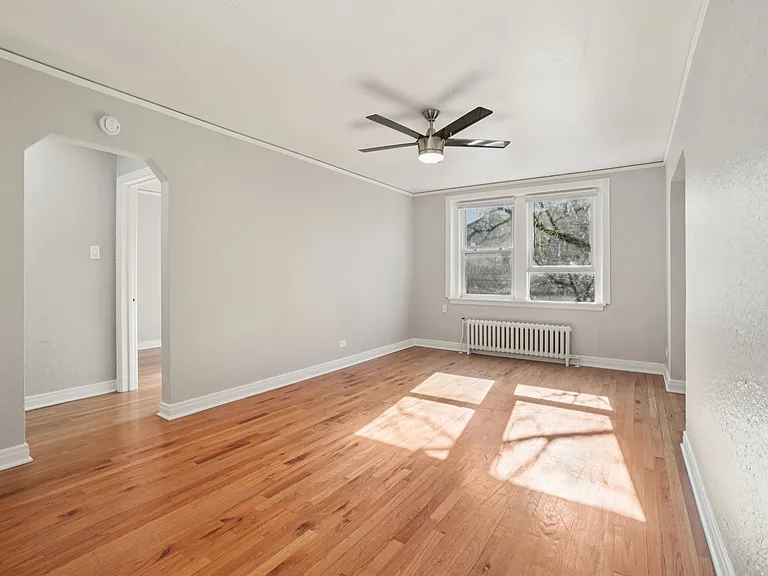 1000 N Sherman St — Photo 11