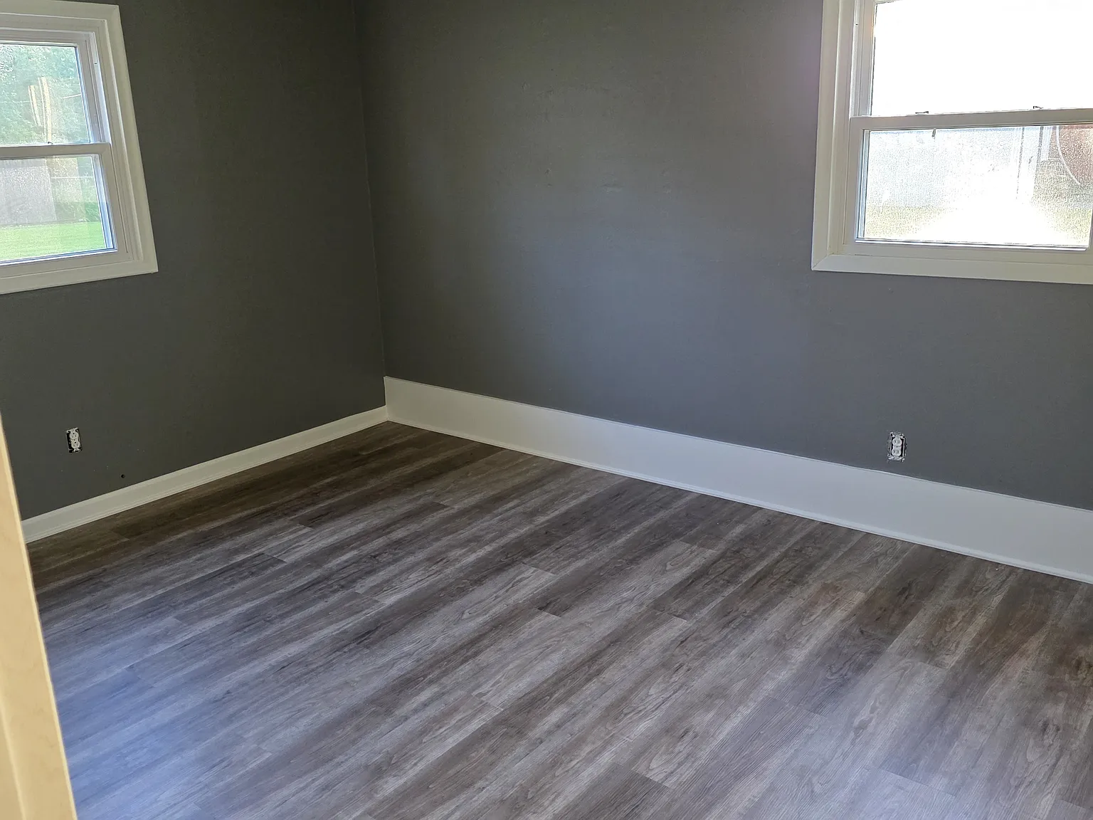 4 bed, 2383 sqft, $2,095 — Photo 4