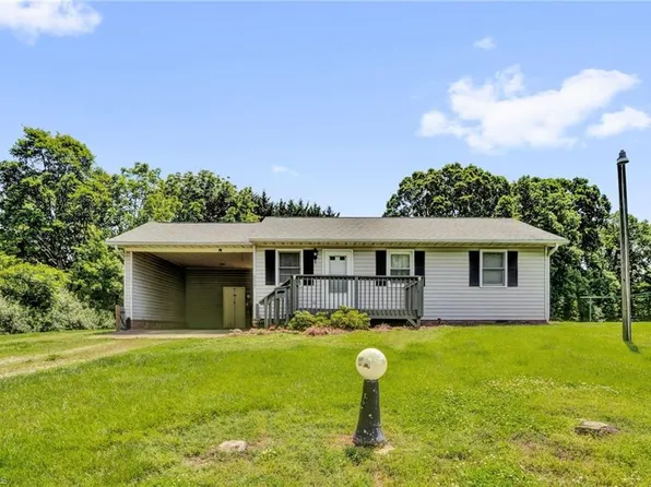 5527 State Highway 8, Germanton, NC 27019