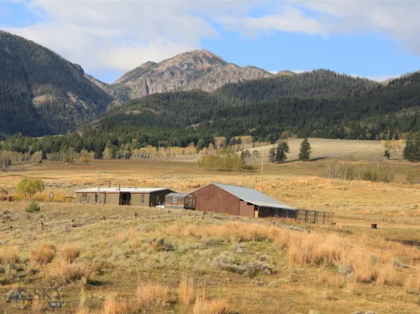 593 Cinnabar Crk W, Gardiner, MT 59030
