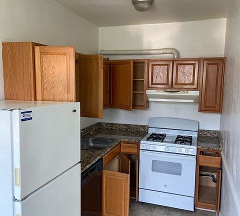 4th image of 603 Westover Ave APT 23