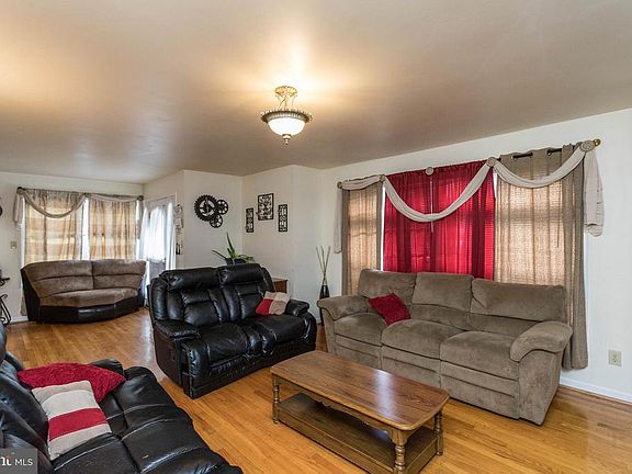 5th image of 10711 Rollingwood Dr