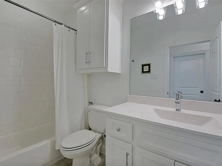 4020 Highplains Dr — Photo 32
