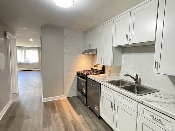 2nd image of 295 7th St APT 2A