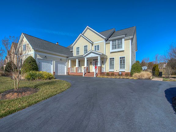 2nd image of 15791 Spyglass Hill Loop
