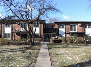 1210 N Dale Ave APT 2I, Arlington Heights, IL 60004