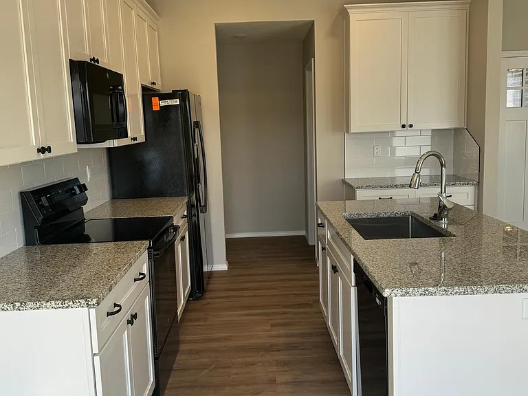 2993 N Nixon Ave — Photo 6