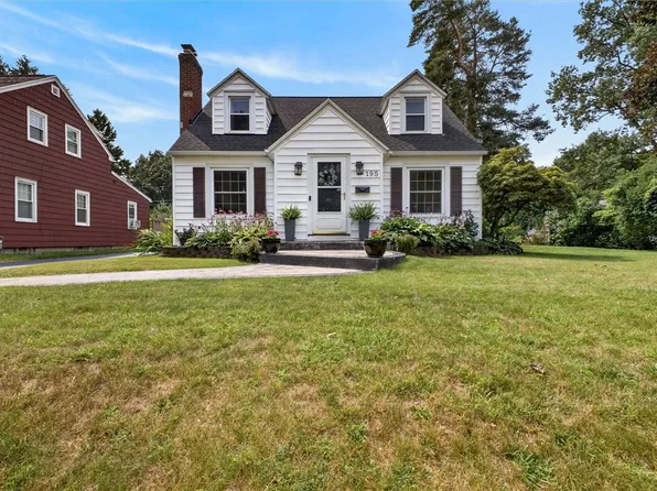 195 Winstead Rd, Rochester, NY 14609