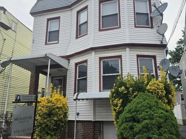 22 Melville Pl Floor 1, Irvington, NJ 07111