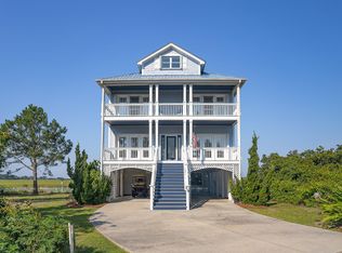 13 Scallop Ct, Saint Helena Island, SC 29920