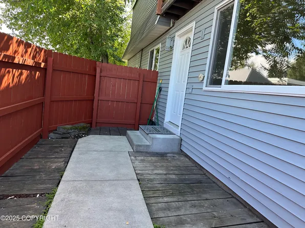 3960 Reka Dr APT B01, Anchorage, AK 99508