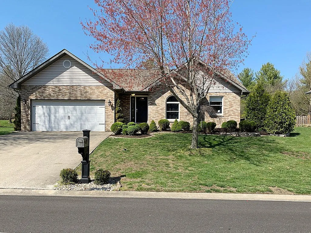 16 Autumn Glen Dr photo 1
