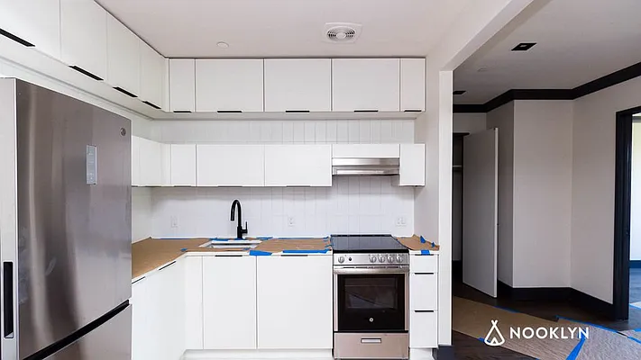 Rented by Nooklyn NYC LLC | media 10