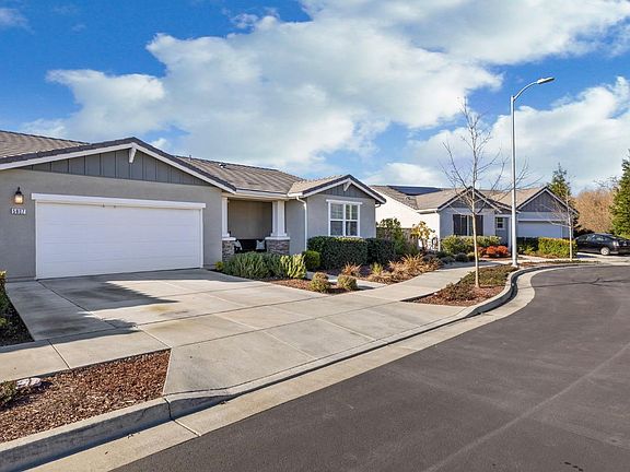 2nd image of 5807 Kittyhawk Place