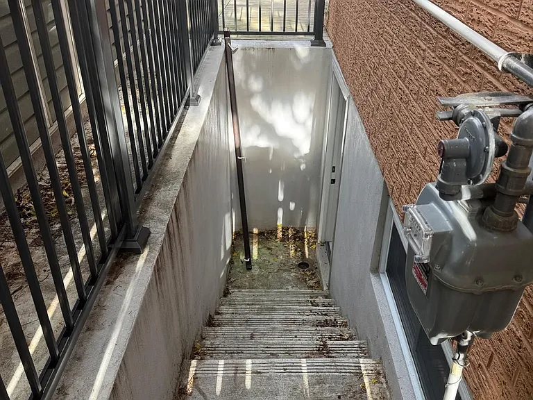 44 Royal Orchard Blvd — Photo 15