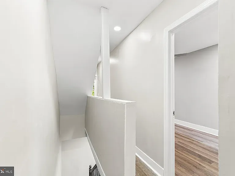 491 Stuyvesant Ave — Photo 17
