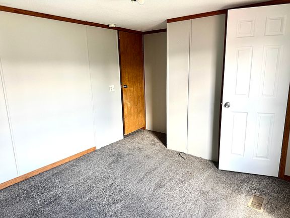 4th image of 18365 Saint Joseph Dr #234