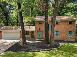 22 Rue Deau Ville Dr, Belleville, IL 62226