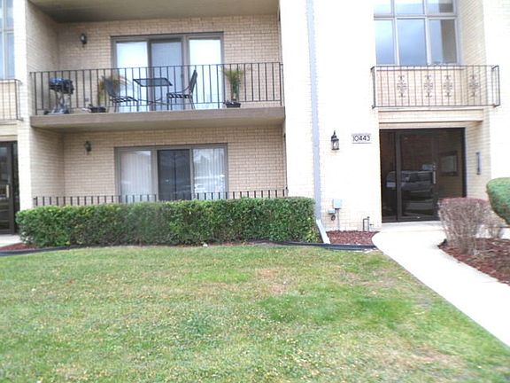 2nd image of 10443 SW Hwy S #1N