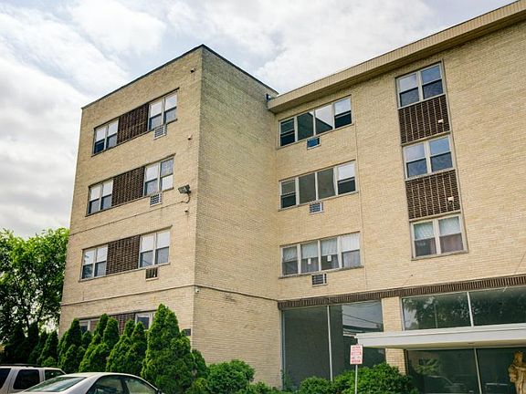 4th image of 7250 N Western Ave APT 309