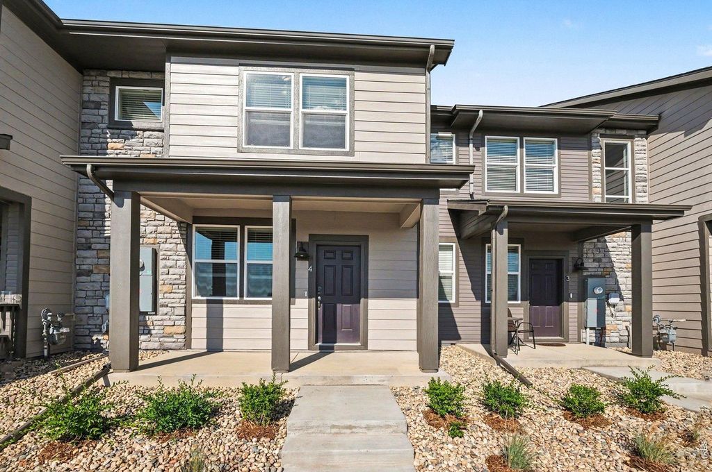 1594 Riverplace Dr #4
