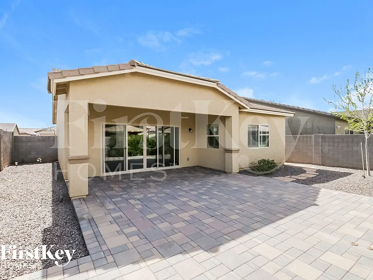 376 W Flame Tree Ave — Photo 15