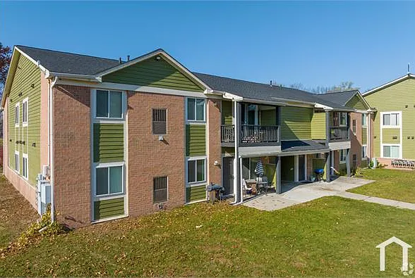 1326 Holmes Rd — Photo 11