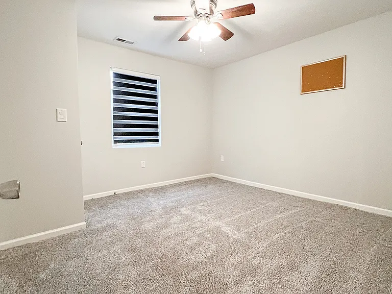 106 Riley Ave — Photo 7