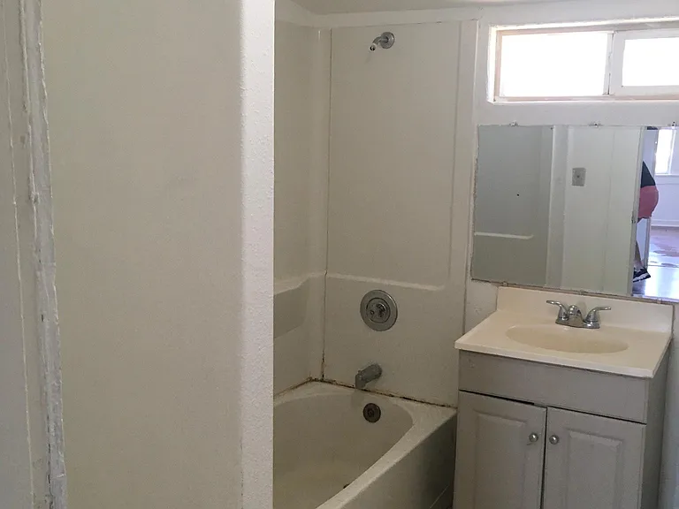 2362 Greenville St — Photo 5
