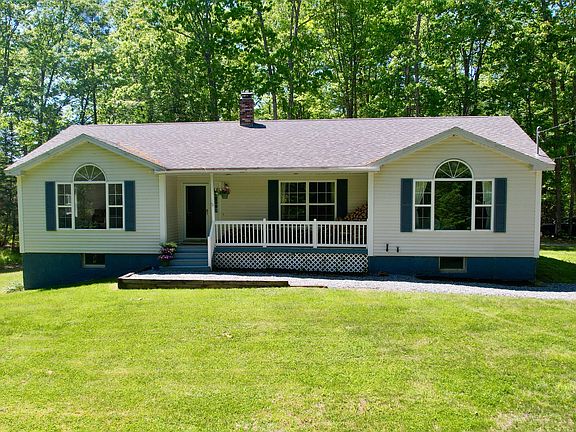 3rd image of 102 Trask Lane