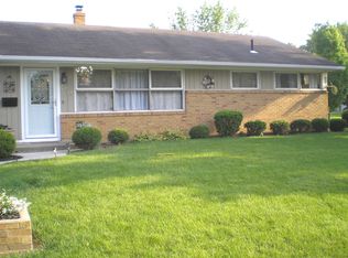 806 Westedge Dr, Tipp City, OH 45371