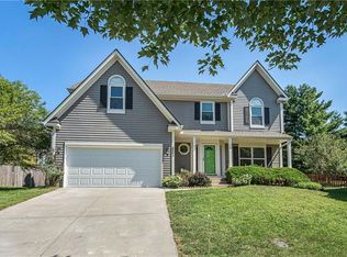 8801 W 124th Ter, Overland Park, KS 66213