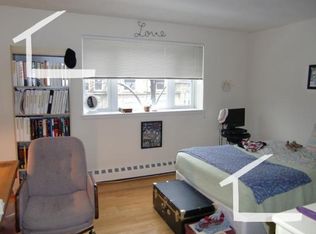 55 Parkman St #3F, Brookline, MA 02446