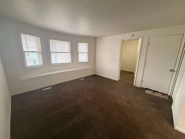 804 Lorain St #2 — Photo 12