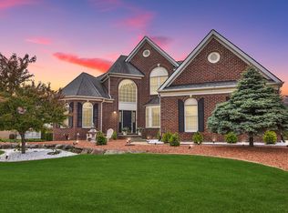 26553 Anchorage Ct, Novi, MI