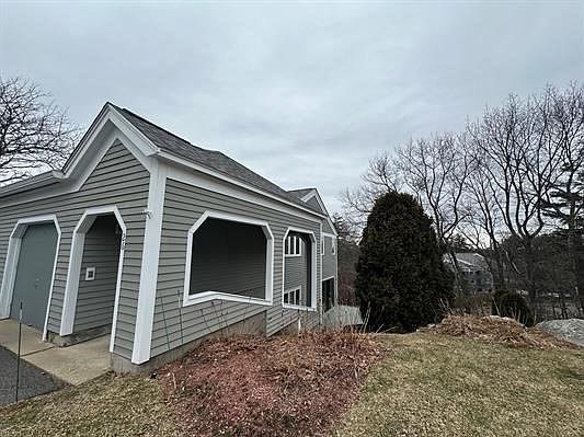 2nd image of 26 Heather Ct #26